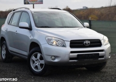 Dezmembrez Toyota Rav4 , 2.2 D-CAT 2007