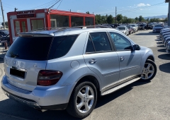 Mercedes-Benz ML 320