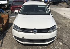 Dezmembrez VW Jetta 1,6 tdi 2012