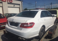 Dezmembrez Mercedes E 220 cdi 2011 W 212 euro 5