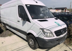 Dezmembrez Mercedes Sprinter 311 cdi 2008