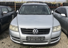 Dezmembrez VW Touareg 2,5 tdi cod motor BAC