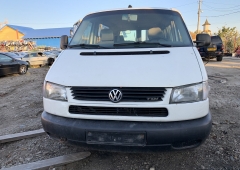 Dezmembrez VW T4 Caravelle 2,5 tdi ACV 2002